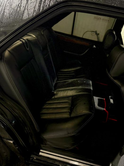 Mercedes w124 e class