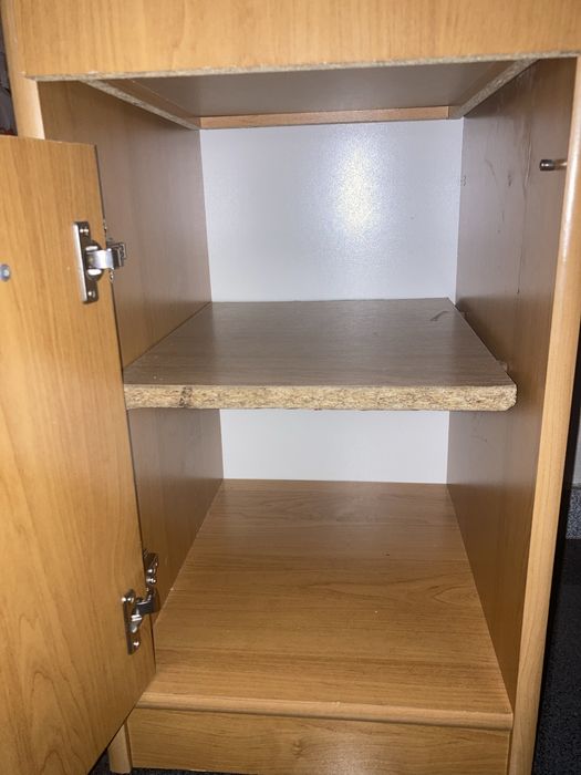 Кафяво бюро