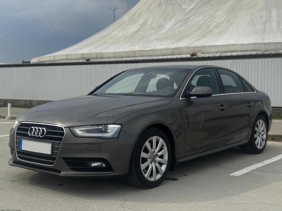 Audi A4 B8 Facelift 2014//2.0TDi-177CP//Full LED Bi-Xenon-Sport Line