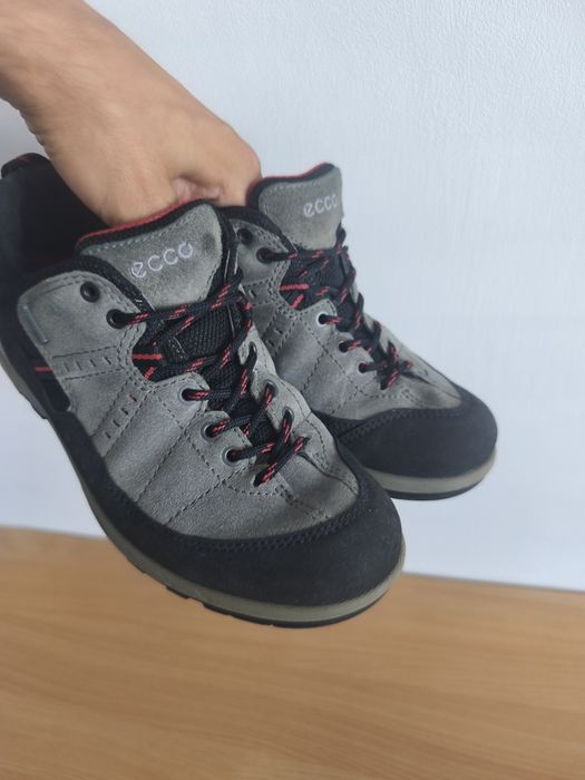Incaltaminte piele Goretex ECCO 38 (24cm)