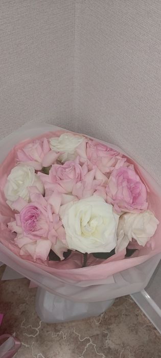 Продам букет свежий.