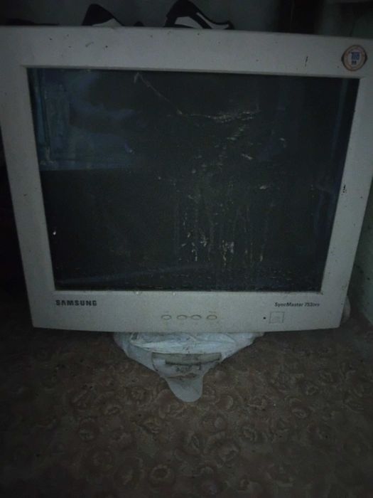 Продается монитор