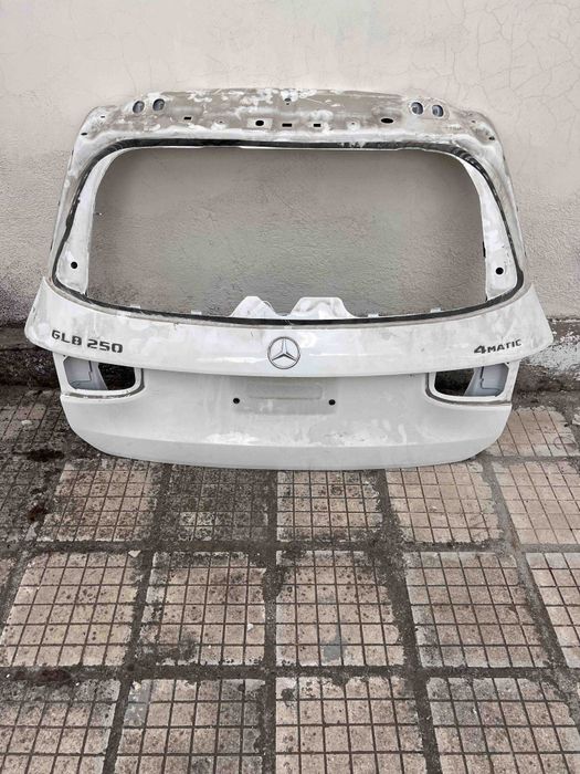 Заден капак за Mercedes Benz GLB X247 2020

коментар - има забележка в ляво.