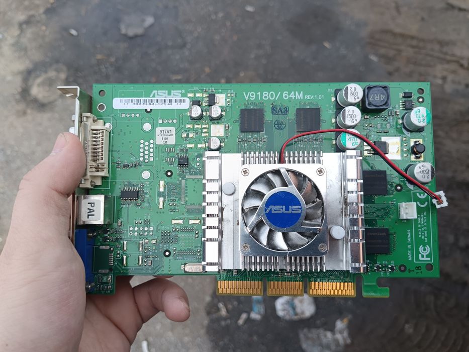 Видеокарта asus v9180