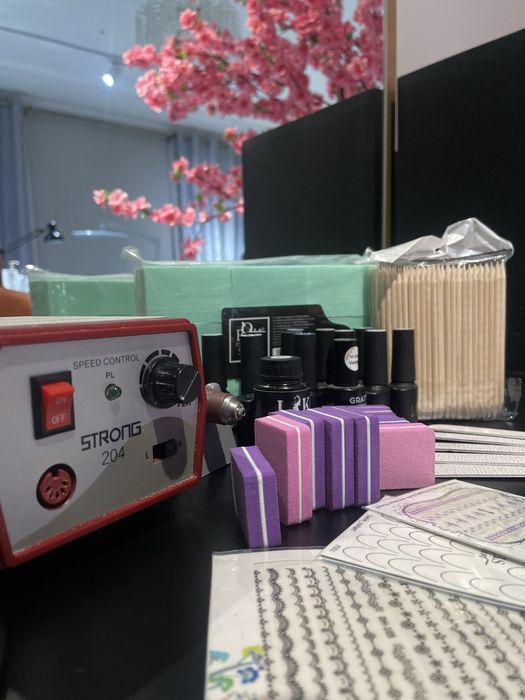 Аппарат маникюрный набор strong стронг