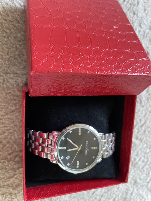 наручные часы срочно продам