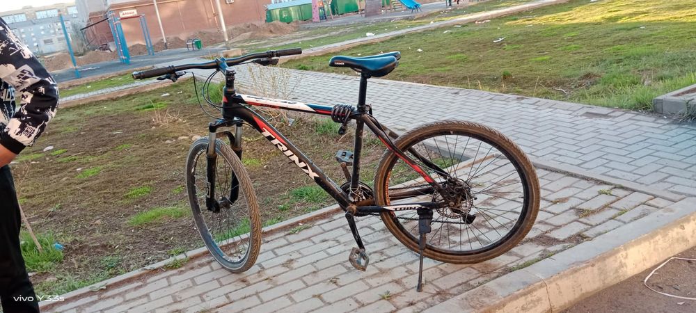 Продам велосипед TRINX K016
