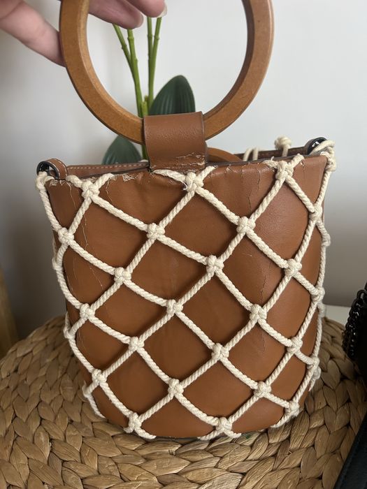 Дамска чанти на символични цени