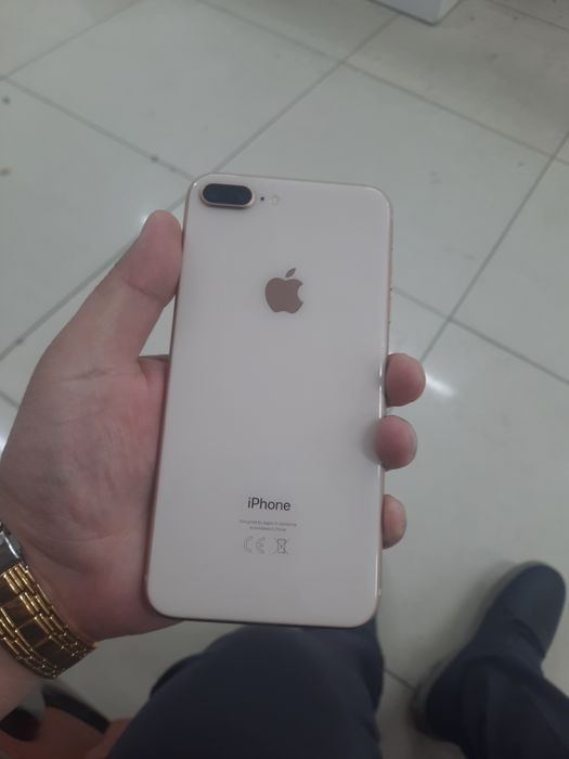 Айфон 8плюс  64гб