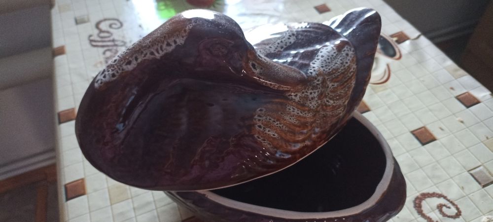 продам тарелки, сервиз( новый)