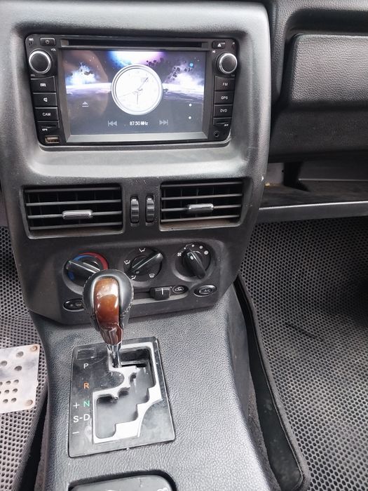Нива 2013 года. На автомате.