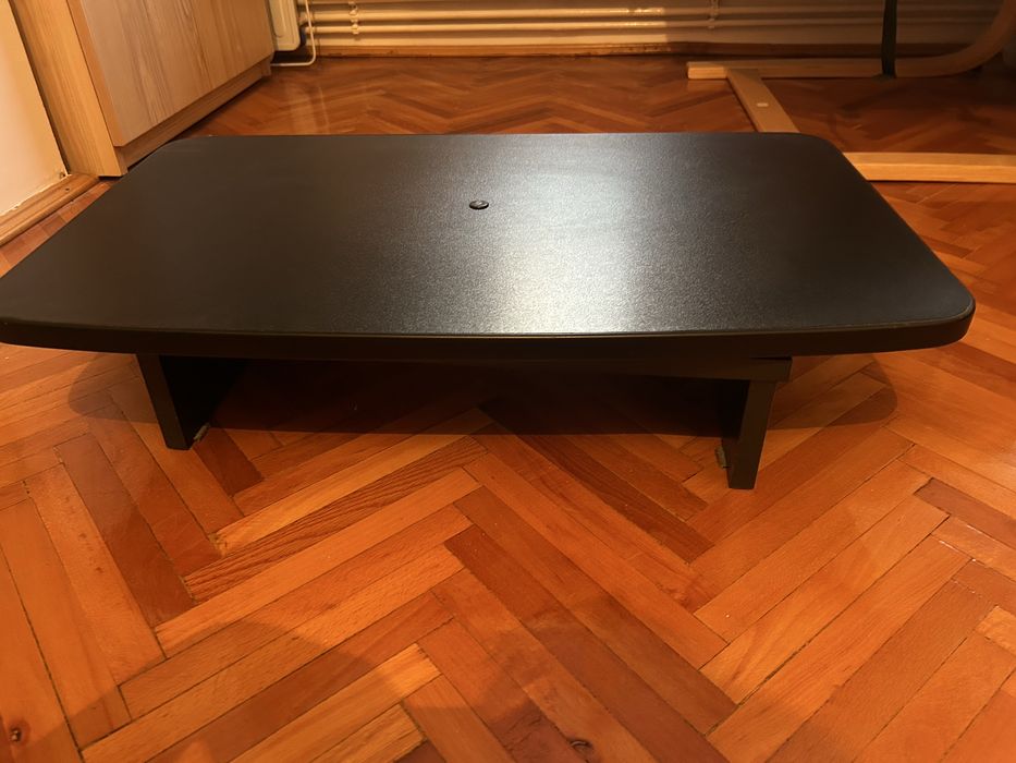 Masă neagra rotativa