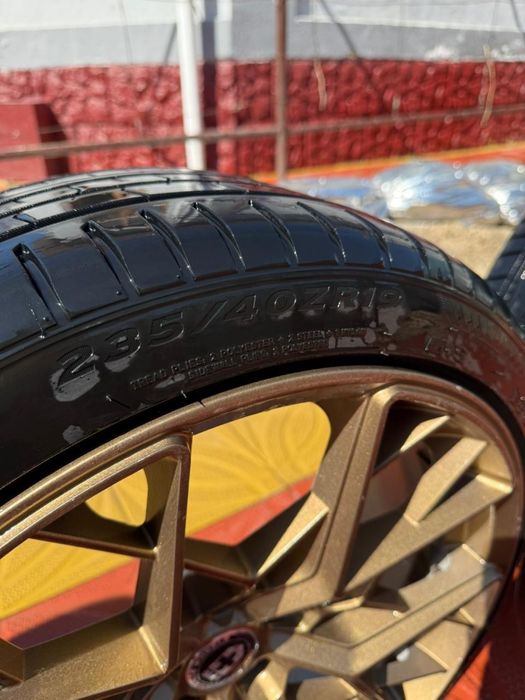 Диски  с шинами.