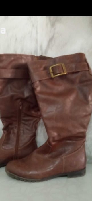 Удобни ежедневни дамски ботуши и боти