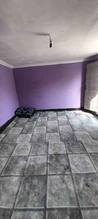 Киргилида ховли уй сотилади