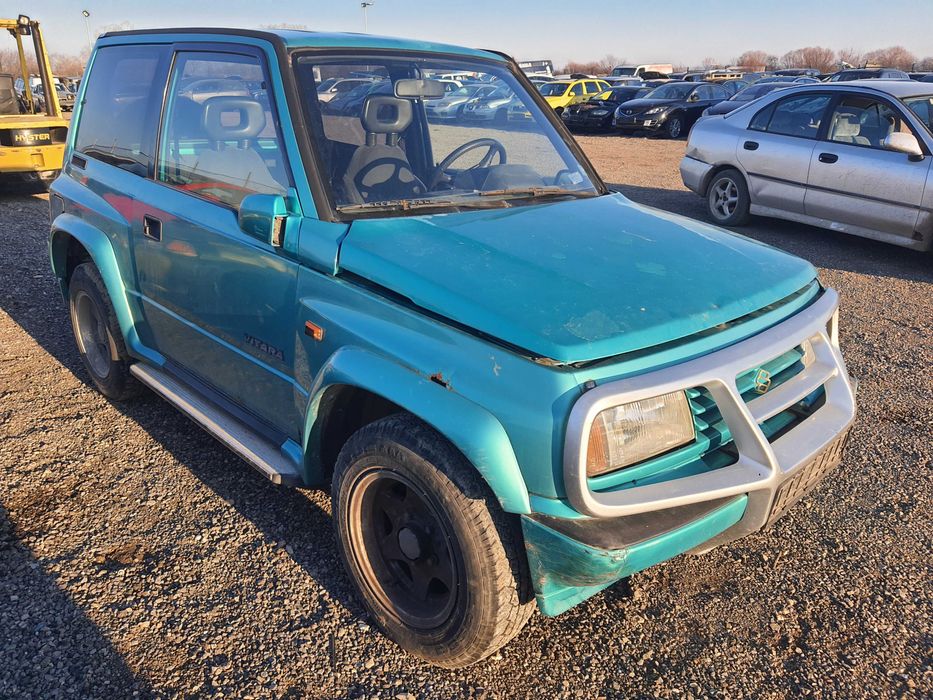 На части! Suzuki Vitara 1.6 i 16V