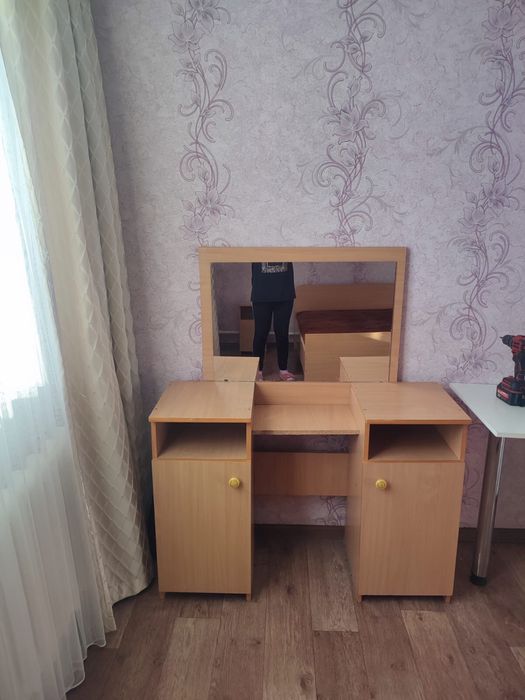 Спальный гарнитур 20000 тг