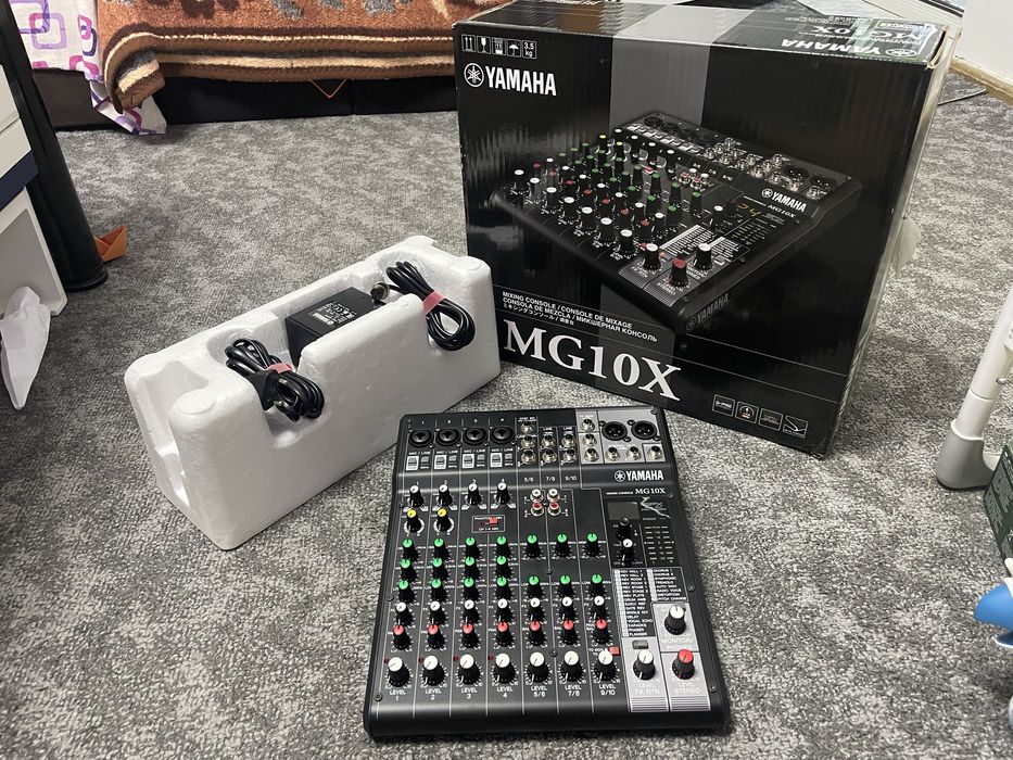 Yamaha MG10X – Mixer audio profesional cu efecte SPX
