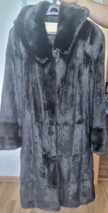 Продам норковую шубу