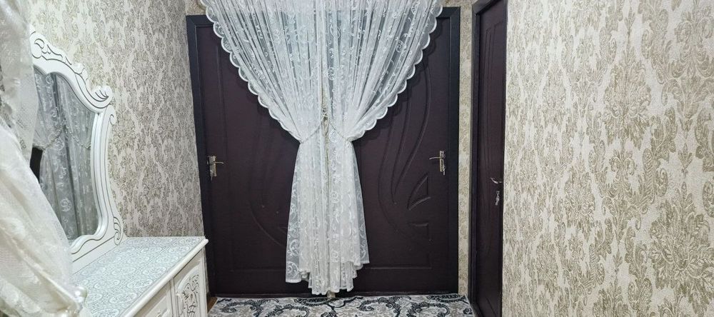 Uchaska sotiladi yashnabod tuman 4 sotix 4 xona