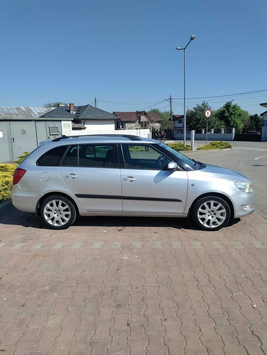 SKODA Fabia 2012 — imagine 4