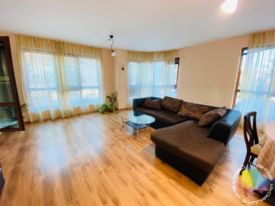 Дава се под наем Тристаен апартамент в Бургас, Сарафово - 120 кв.м за 561 € - Снимка #1