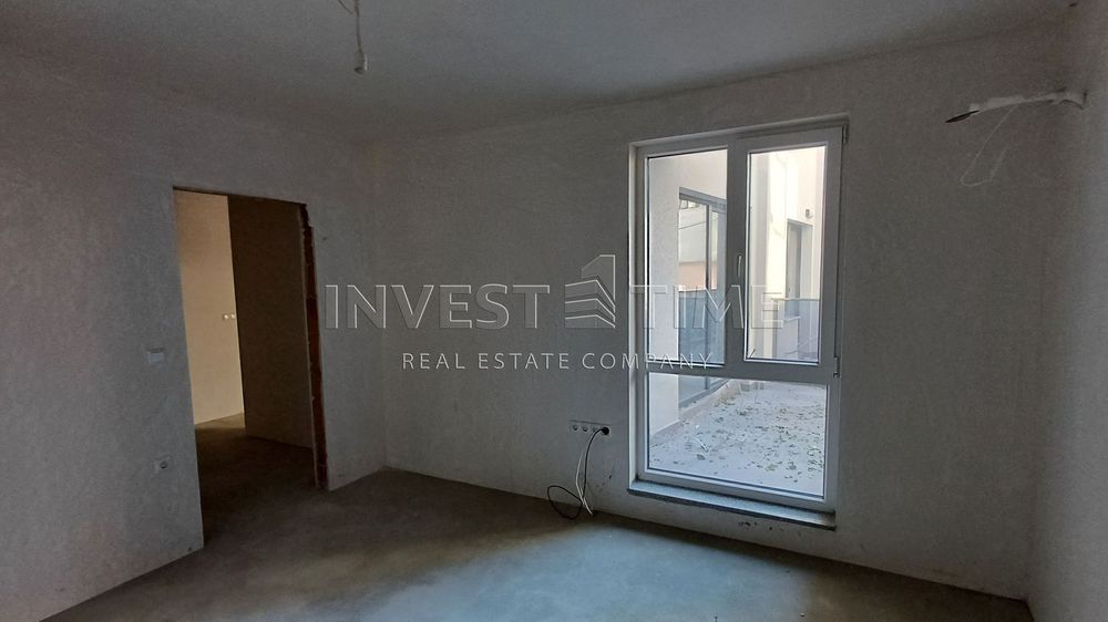 Продава се Двустаен апартамент в Варна, Бриз - 59 кв.м за 1746 €/кв.м - Снимка #6