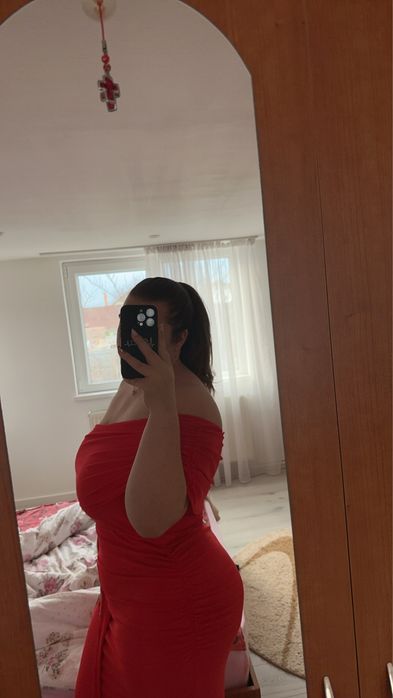Rochie eleganta.