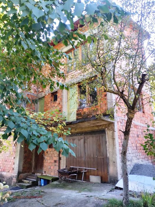 Продава се Къща в с. Извор, Област Перник - 200 кв.м за 350 €/кв.м - Снимка #12