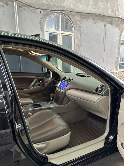 Toyota camry 40 черный  цвет