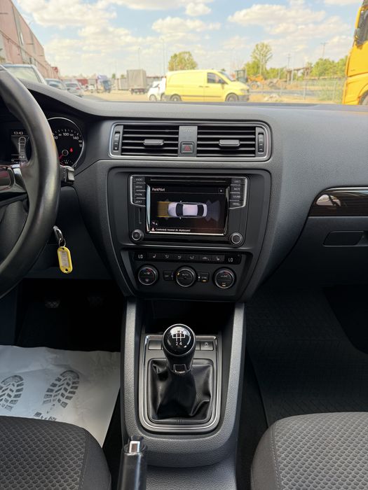 VW Jetta 2.0 diesel Bluemotion-consum redus 4%-incalzire scaune-