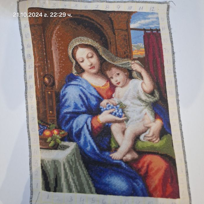 Гоблен Мадоната с гроздето