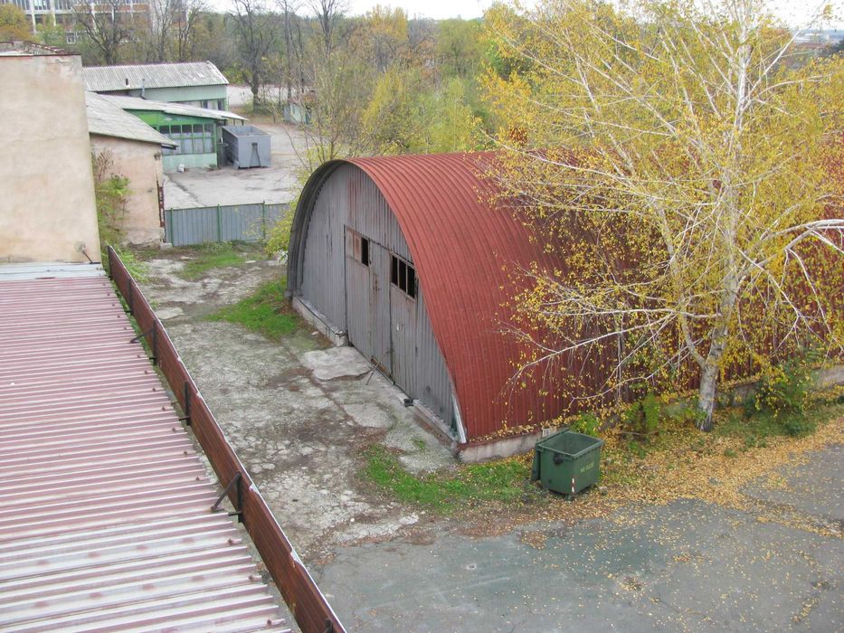 Продава се Промишлена сграда в Чирпан - 11271 кв.м за 44 €/кв.м - Снимка #10