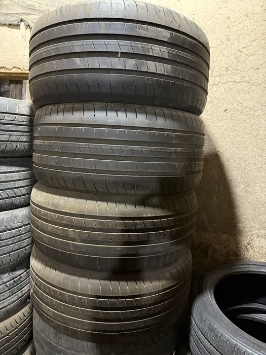 245/40/19 и 275/35/19 летний