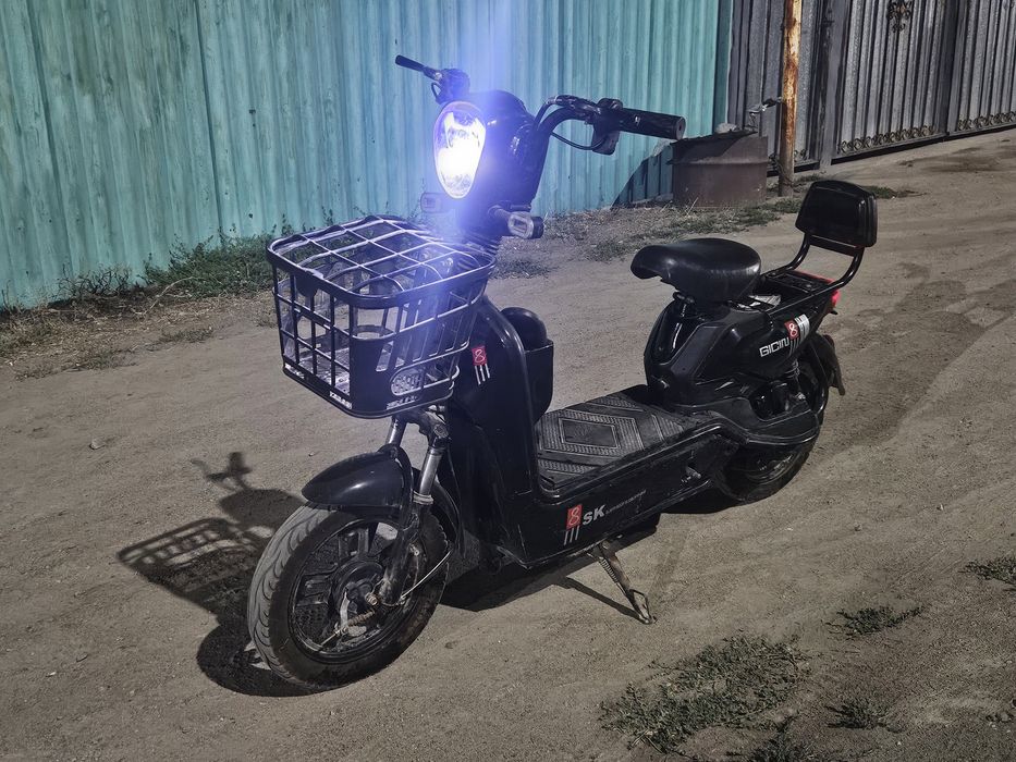 Продам электровелосипед  Gicin SK8