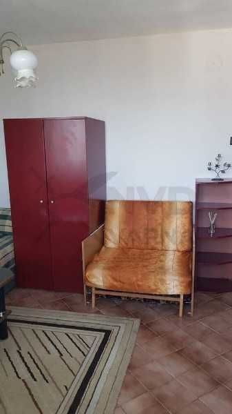 Тристаен апартамент в Базар Левски!