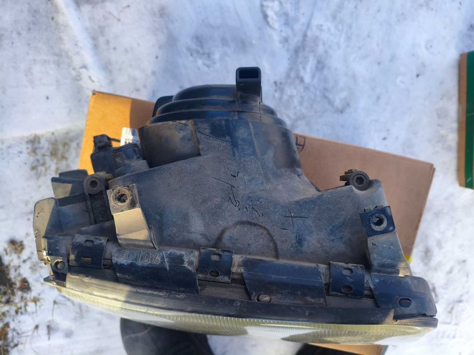 Продам фары от машины