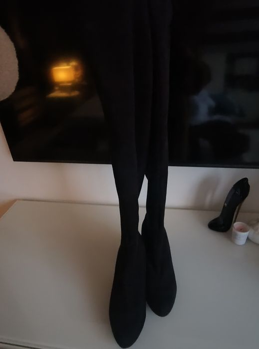 Cizme peste genunchi mărimea 36