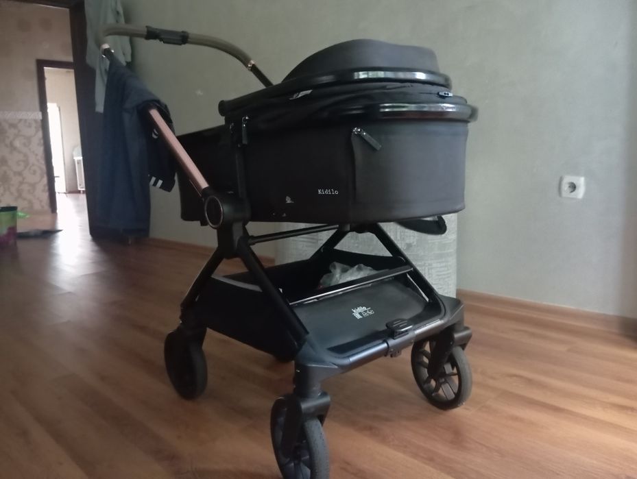 Коляска kidilo продам