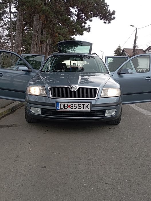 Vând Skoda Octavia
