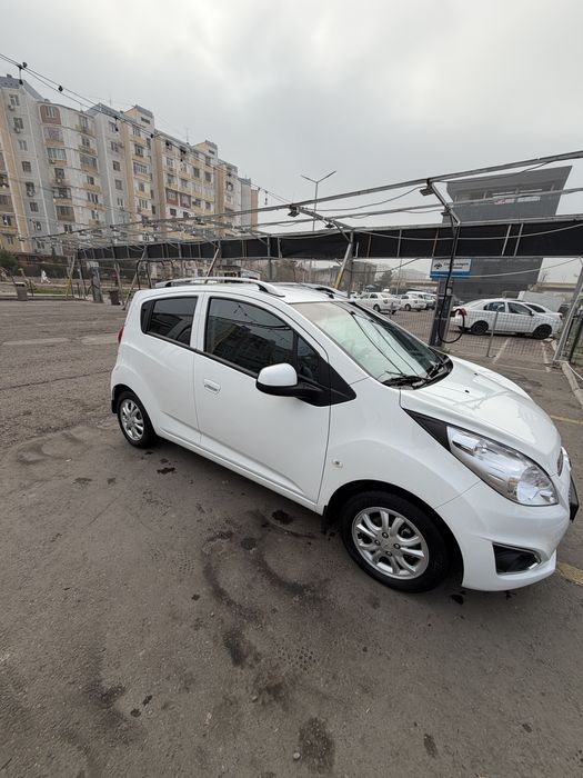 Spark 2023 avtomat sotiladi