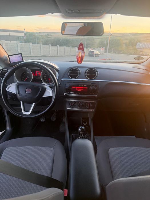 Seat Ibiza-ST Line - Ecomotive-1.2 TDI- 2012-Facelift