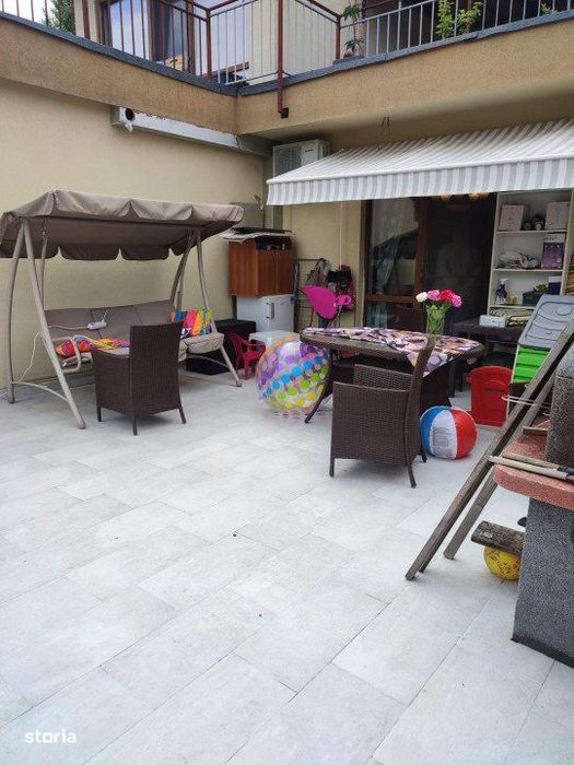 Penthouse cu priveliste, 4 camere 120 mp terasa 80 mp, ansamblu privat