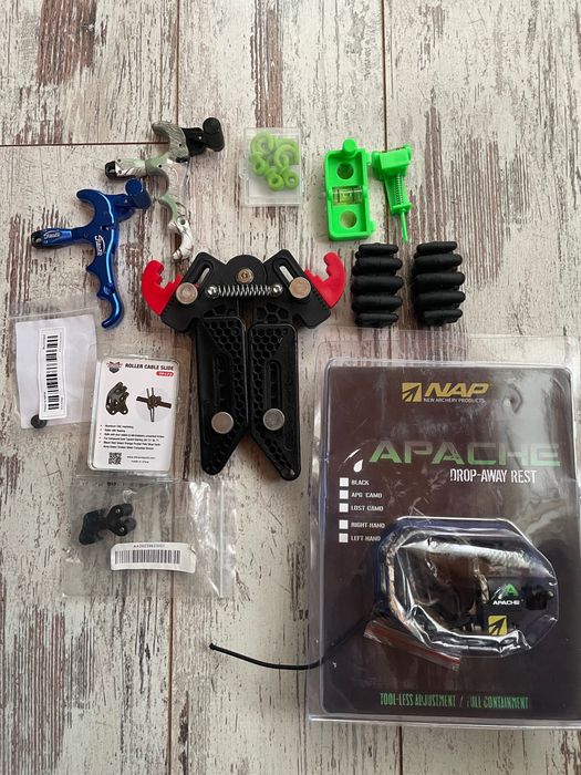 Лък /compound bow