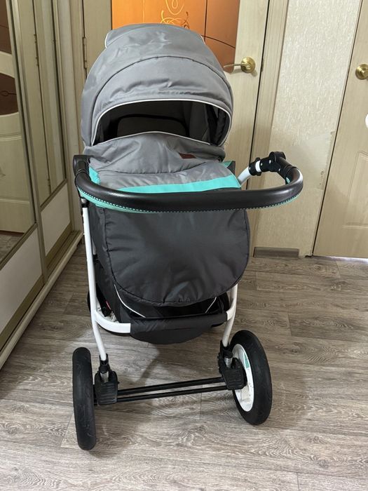 Продам детскую коляску - прогулочный блок