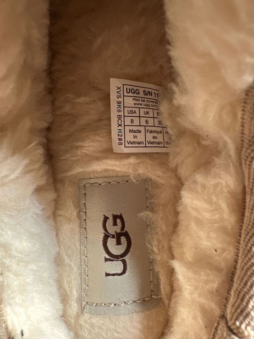 UGG обувки с отворена пета. Нови