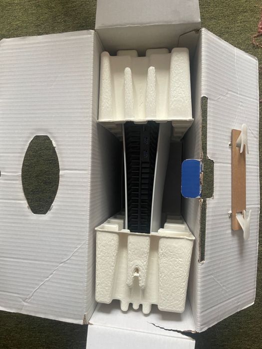 плейстейшен 5 продам