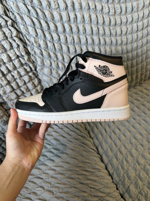 Jordan 1 mid marimea 38