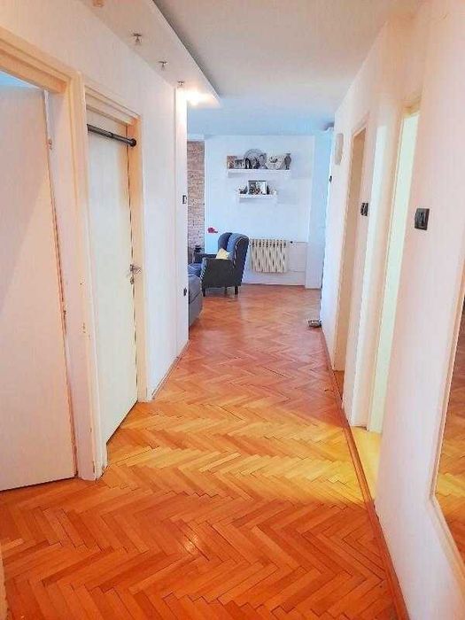 Дава се под наем Тристаен апартамент в Пловдив, Коматевски възел - 96 кв.м за 464.1 € - Снимка #7