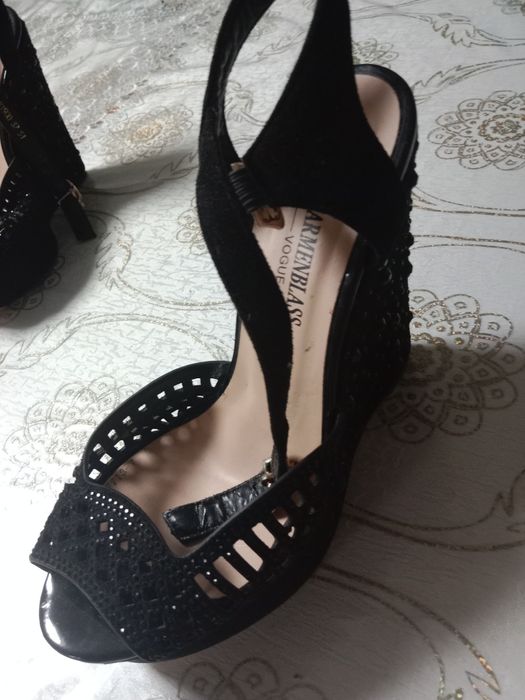 Басаношки 2500тг